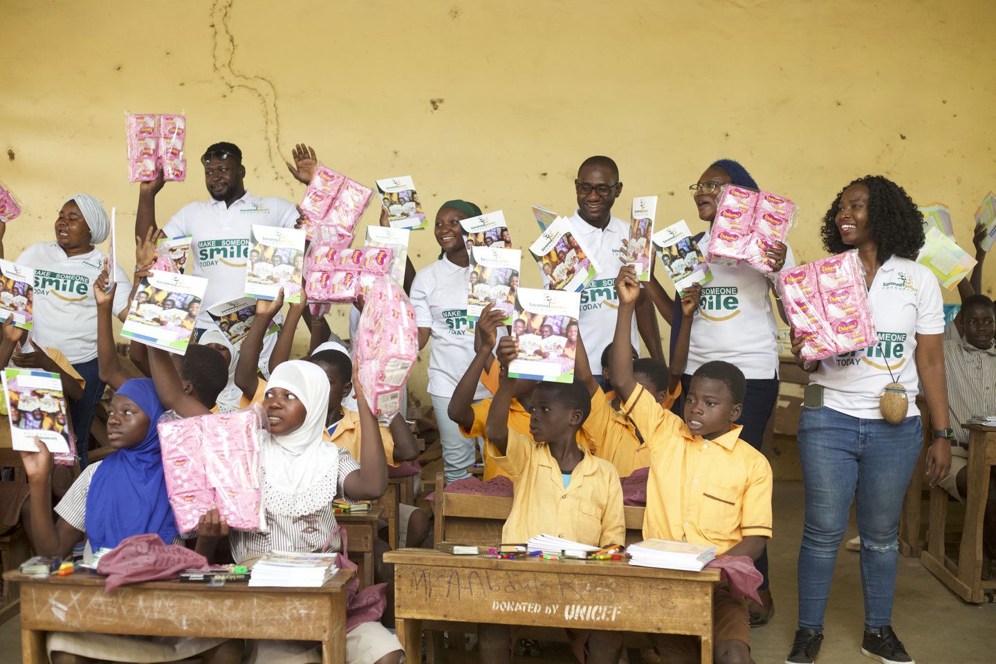 On the 27th November, 2023, we donated health essentials and educational materials to 73 beneficiaries  to  Namdu Junior high School, in the Kumbungu District, Northern Region.